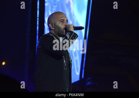 Rome, Italie. 30 Juin, 2018. Giuliano Sangiorgi de Negramaro effectue live au Stadio Olimpico à Rome, Italie. Credit : Mariano Montella/Pacific Press/Alamy Live News Banque D'Images