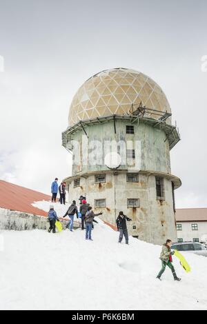 Estacion invernal en la cima de la Torre 1991 métros, Serra da Estrela, Beira Alta, Portugal, Europa. Banque D'Images