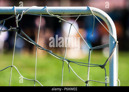 Close up de l'angle supérieur droit de mini soccer net objectif Banque D'Images