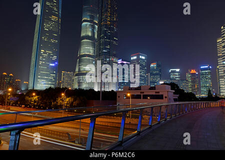 SHANGHAI CHINA vers juin 2018. Avec la Zone de libre-échange établi à Shanghai, beaucoup estiment qu'Hong Kong peut perdre sa compétitivité comme un acteur économique Banque D'Images