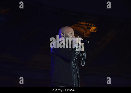 Rome, Italie. Jun 30, 2018. Giuliano Sangiorgi de Negramaro effectue live au Stadio Olimpico à Rome, Italie. Credit : Mariano Montella/Pacific Press/Alamy Live News Banque D'Images