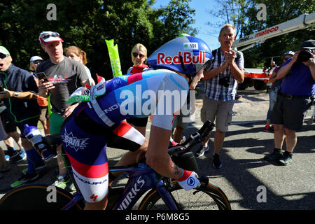 Hilpoltstein, Allemagne. 1er juillet 2018. Lucy Charles, triathlète du Royaume-Uni, représenté lors de la course cycliste par étapes de la DATEV Challenge Roth. Crédit : Daniel Karmann/dpa/Alamy Live News Banque D'Images