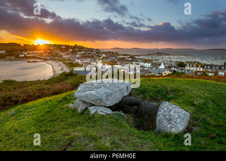 Buzza Hill ; coucher du soleil, à St Mary's, Îles Scilly ; UK Banque D'Images