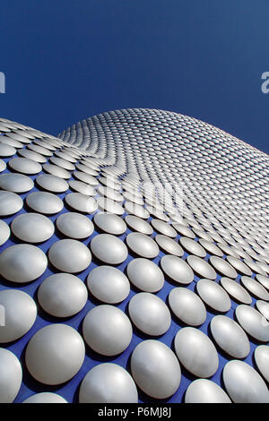 Birmingham, UK : 29 Juin 2018 : Selfridges est l'un des plus caractéristiques de la ville de Birmingham et de monuments célèbres et une partie de la centre commercial Bullring. Banque D'Images