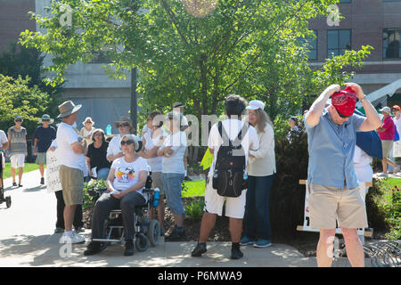 Colombie-britannique, 30 juin 1018 ve, les familles vont ensemble rally Banque D'Images