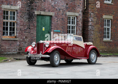 1951 MG TD / TF location à Bicester Heritage Centre. Bicester, Oxfordshire, Angleterre Banque D'Images