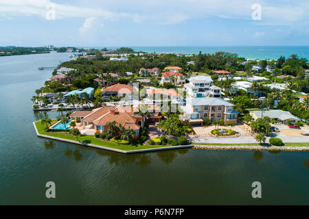Long Boat clé est à côté de Sarasota et de Anna Maria Island Floride et est un quartier chic et destination de vacances de vacances favorite sur Banque D'Images