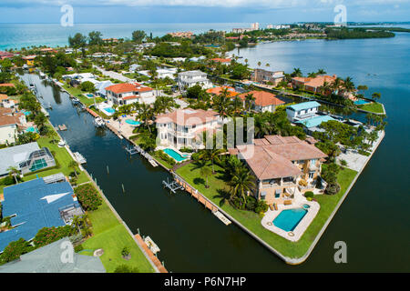 Long Boat clé est à côté de Sarasota et de Anna Maria Island Floride et est un quartier chic et destination de vacances de vacances favorite sur Banque D'Images