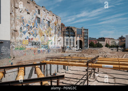 Berlin, Allemagne - juin 2018 : Construction site au Kunsthaus Tacheles, un ancien centre d'art à Berlin, Allemagne Banque D'Images