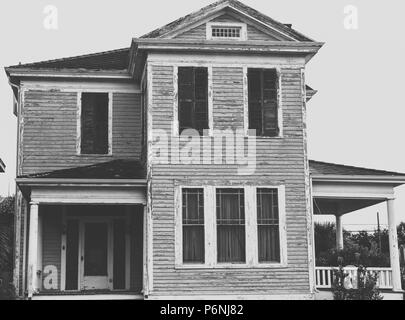 Photo d'une maison délabrée. Banque D'Images