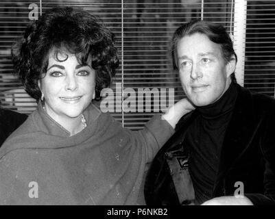 Liz Taylor Halston Photo par Adam Scull/PHOTOlink/MediaPunch Banque D'Images