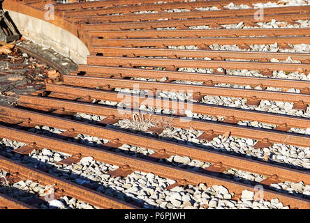 Les voies ferrées dans un cercle pour l'entretien. ferroviaire . Banque D'Images