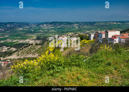 Vue depuis la colline de Terravecchia, Pisticci, Basilicate, Italie Banque D'Images