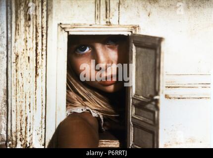 Neco z Alenky Alice Année : 1988 Réalisateur : Tchécoslovaquie Jan Svankmajer Kristyna Kohoutova Banque D'Images