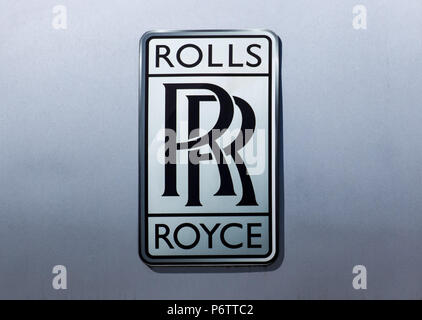 GLENDALE, CA/USA - 24 octobre 2015 : Rolls Royce concessionnaire automobile logo. Banque D'Images