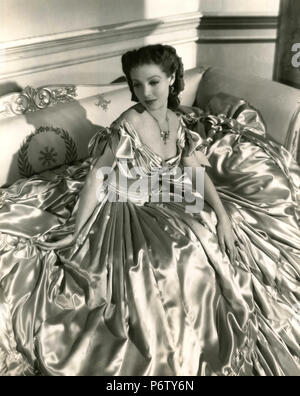 L'actrice américaine Loretta Young dans le film Suez, 1938 Banque D'Images