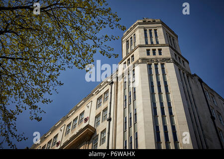 Maison du soleil grand espace bureau un bâtiment classé Grade II dans le style art déco sur Quay Street à Manchester, par l'architecte et développeur Sun Joseph Banque D'Images