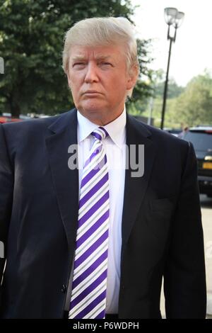 Vue de célébrités à travers les années New York City 2011 Donald Trump, Photo de John Barrett-PHOTOlink.net/MediaPunch Banque D'Images