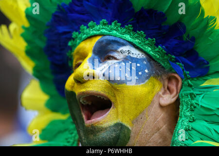 Samara, Russie. 2 juillet, 2018. Fan du Brésil au cours de match contre le Mexique jeu valable pour la huitième série de finale de la Coupe du Monde de la FIFA 2014 en Russie à l'Arena de Samara dans la ville de Samara en Russie ce lundi, 02. William Volcov Photo Credit : Brésil Photo Presse/Alamy Live News Banque D'Images