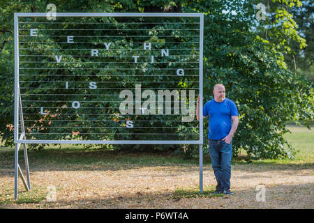 Londres, Royaume-Uni. 3e juillet 2018. Tim Etchells (photo), tout est perdu, en 2018, la Vitrine Galerie - Sculpture Frise, l'une des plus grandes expositions de plein air à Londres, y compris le travail de 25 artistes internationaux du sur les cinq continents dans Regent's Park à partir du 4 juillet - 7 octobre 2018. Crédit : Guy Bell/Alamy Live News Banque D'Images