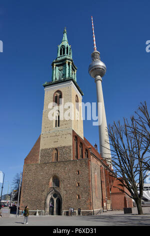 Karl-Liebknecht-Strasse, Marienkirche, Mitte, Berlin, Deutschland Banque D'Images