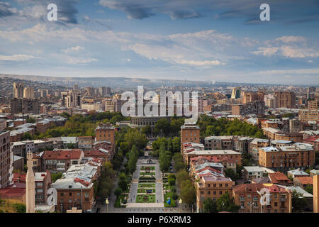L'Arménie, Erevan, vue d'Erevan et le mont Ararat de Cascade Banque D'Images