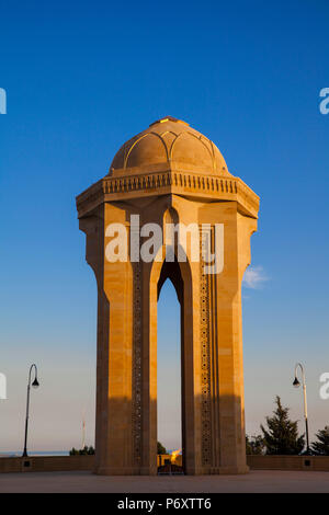 L'Azerbaïdjan, Bakou, Sahidlar Xiyabani - Martyr's Lane, flamme éternelle Memorial Banque D'Images