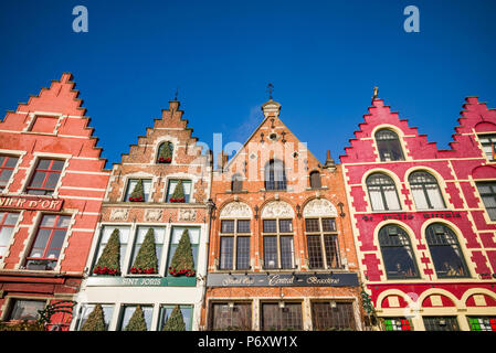 Belgique, Bruges, le Markt, la place du marché bâtiments Banque D'Images
