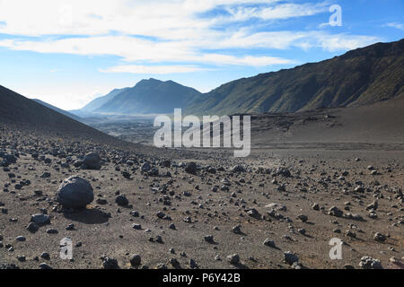 USA, Hawaii, Maui, Parc National de Haleakala, des cônes à l'intérieur de cratère de Haleakala Banque D'Images