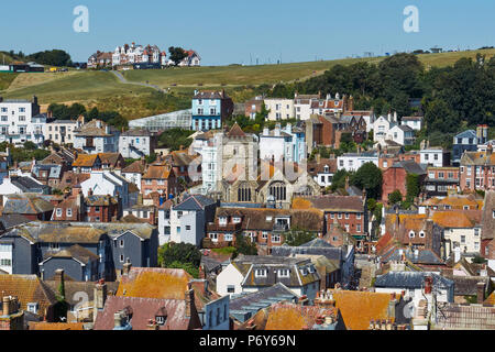 La vieille ville de Hastings et West Hill, East Sussex UK, vue de l'East Hill Banque D'Images