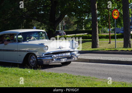 30.06.2018 Oldtimer , montrant leurs propriétaires de voitures classiques au public dans Rättvik Dalarna, Banque D'Images