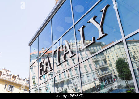 Magasin Eataly sur la Piazza XXV Aprile, Milan, Italie Banque D'Images