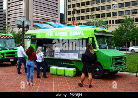 Camion alimentaire Mobile vente de nourriture biologique, Inner Harbor, Baltimore, Maryland, USA Banque D'Images