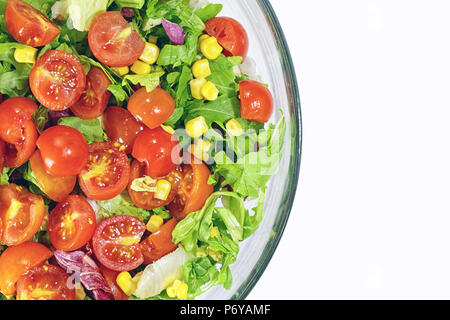 Gros plan du mélange de légumes frais dans un bol Banque D'Images