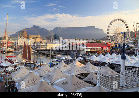 L'Afrique du Sud, Western Cape, Cape Town, V&A Waterfront, Victoria Wharf Banque D'Images