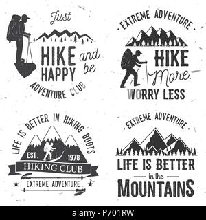 Ensemble d'insignes d'aventure extrême. Les montagnes de typographie citation. Vector illustration. Concept pour chemise ou logo, print, stamp. Illustration de Vecteur