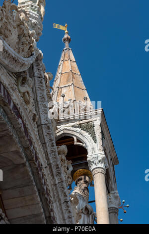 La Basilique St Marc de Venise, Italie, prises au cours du printemps. Banque D'Images