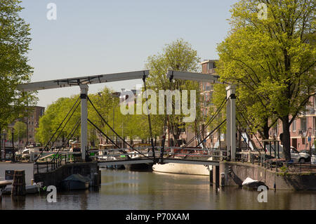 Vieux pont-levis à Amsterdam Banque D'Images