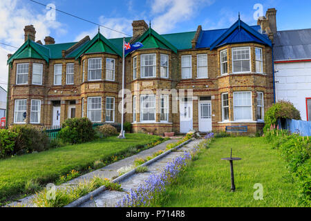 Jubilé historique Villas, maisons mitoyennes, britannique victorienne drapeau des Malouines, Stanley, Port Stanley, îles Malouines, l'Amérique du Sud Banque D'Images