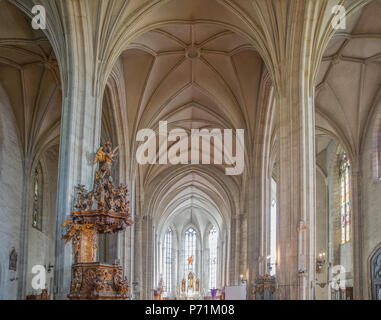 CLUJ-NAPOCA, Roumanie - 24 mars, 2018 : l'intérieur de l'église Saint-Michel à Cluj Napoca, Roumanie Banque D'Images