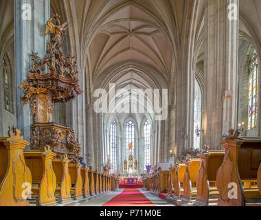 CLUJ-NAPOCA, Roumanie - 24 mars, 2018 : l'intérieur de l'église Saint-Michel à Cluj Napoca, Roumanie Banque D'Images