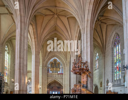 CLUJ-NAPOCA, Roumanie - 24 mars, 2018 : l'intérieur de l'église Saint-Michel à Cluj Napoca, Roumanie Banque D'Images