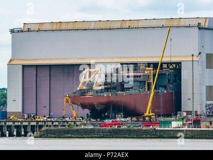 RSS Sir David Attenborough en construction au chantier naval Cammell Laird pour British Antarctic Survey, Birkenhead, Merseyside, England, UK Banque D'Images