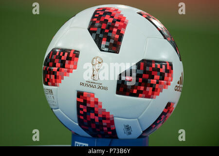 Moscou, Russie. Le 04 juillet, 2018. Spielball, fonction, allgemein, Randmotiv, Colombie (COL) - Angleterre (ENG) 3 : 4 iE, ronde de 16, 56, Jeu sur 03.07.2018 à Moscou ; Coupe du Monde de Football 2018 en Russie à partir de la 14.06. - 15.07.2018. Utilisation dans le monde entier | Credit : dpa/Alamy Live News Banque D'Images