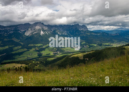 Vue panoramique à Wilder Kaiser dans la région autrichienne du Tyrol Banque D'Images