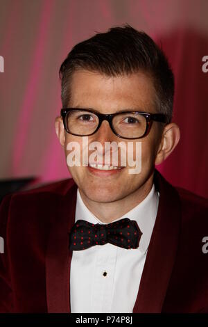 Gareth Malone a posé pour cette photo lors de son propre livre signé à Bond Street, Londres, Angleterre. Le 22 novembre 2012. Page du portefeuille de Russell Moore. Banque D'Images