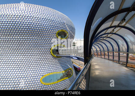 Birmingham, UK : 29 Juin 2018 : grand magasin Selfridges à Park Street, partie du Bullring Shopping Centre - du parking de plusieurs étages. Banque D'Images