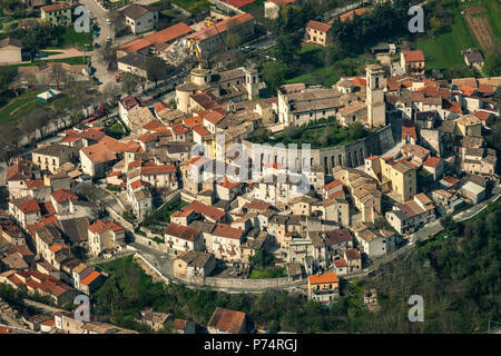 Goriano Sicoli, photo aérienne. .Abruzzes, Italie, Europe Banque D'Images