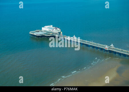 Blackpool North Pier à partir du haut de la tour de Blackpool Banque D'Images