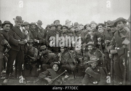 18 Concentración de tropas en la playa de Ondarreta, con destino a guerra de África (2 de 8) - Fondo Car-Kutxa Fototeka Banque D'Images